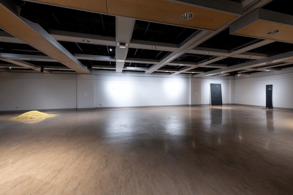 Exposition Je murmure mémoire pour marquer le pli