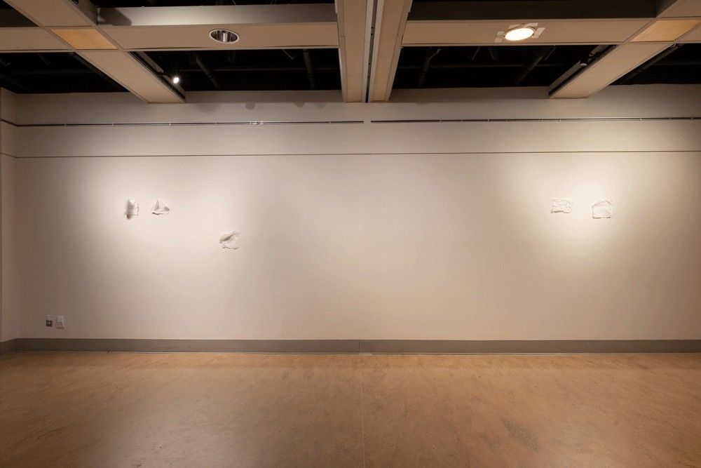 Exposition Je murmure mémoire pour marquer le pli