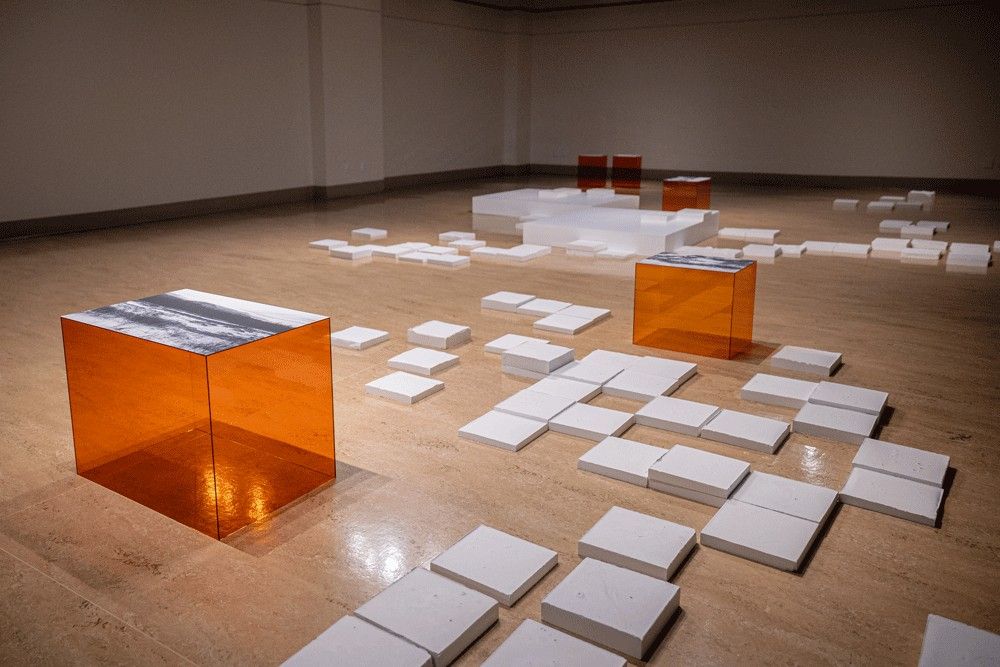 Exposition Reliefs: variations sensibles